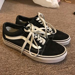 VANS OLD SKOOL SNEAKERS